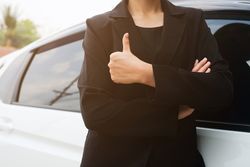 車で送迎